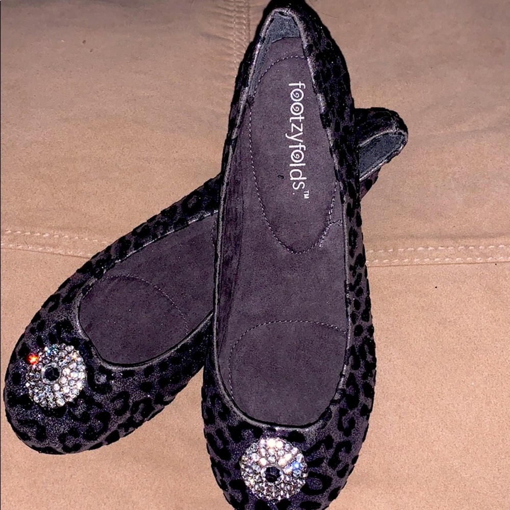 Ladies slippers